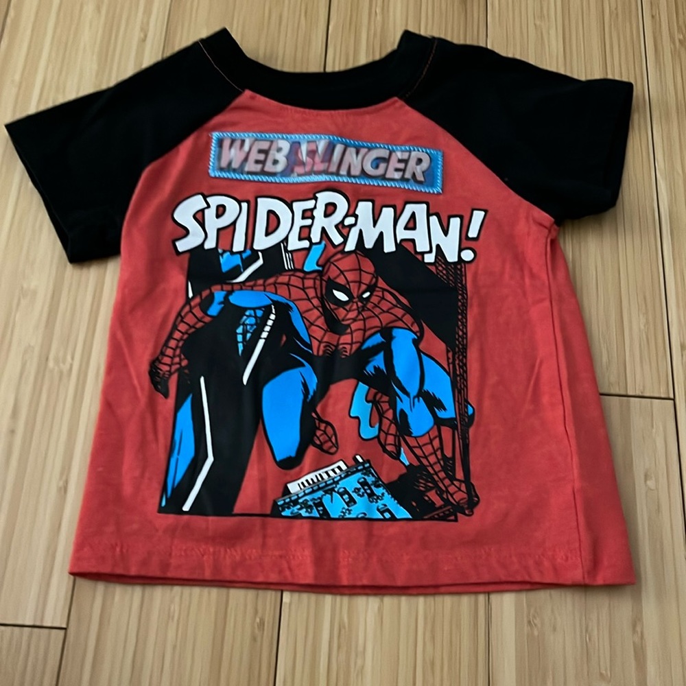 Boys Size 12M Marvel Short Sleeve Shirt